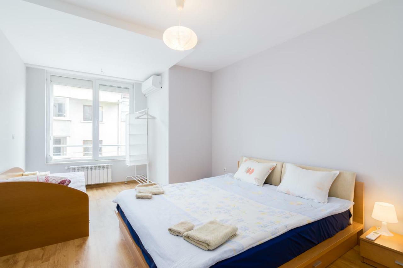 Vitosha View One Bedroom Apartment By Flat Mаnager Sofia Exterior foto