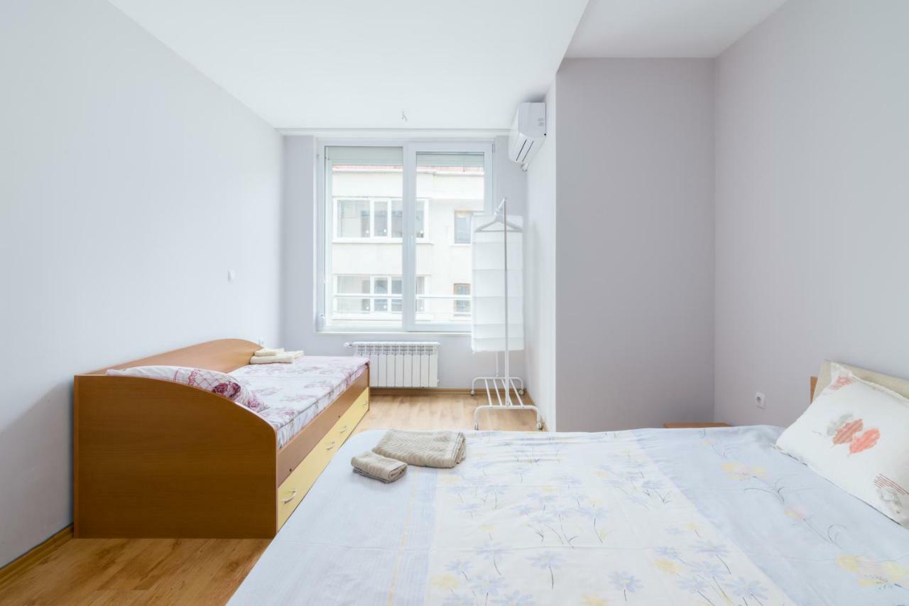 Vitosha View One Bedroom Apartment By Flat Mаnager Sofia Exterior foto